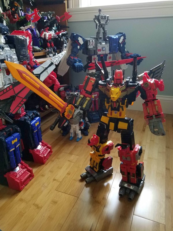 In Hand Images Of China Exclusive Power Of The Primes Predaking Sword 05 (5 of 8)